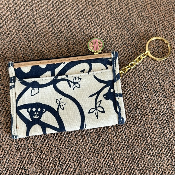 Lilly Pulitzer card wallet with key holder and LP emblem in mint condition. - Picture 2 of 9